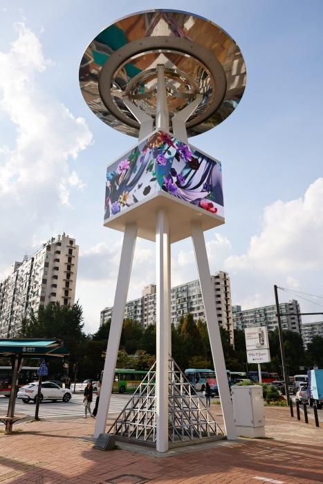 새롭게 단장한 송파구의 미디어아트 조형물 (사진 송파구) 