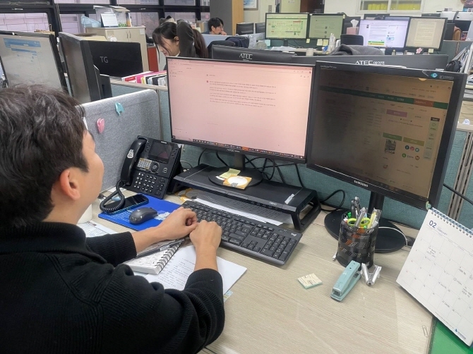 송파구가 AI를 행정에 접목시키기 위해 자체 개발한 '송파AI브레인' 을 선보였다. (사진 송파구) 