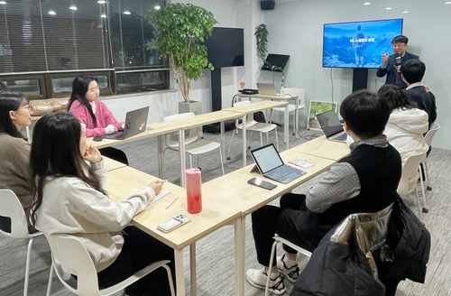 과천시는 경기도가 추진하는 '생활밀착형 청년공간 공모사업'에 선정됨에 따라, 지역 내 청년들을 위한 창의적 프로그램을 6월부터 본격 운영한다. (사진 과천시)